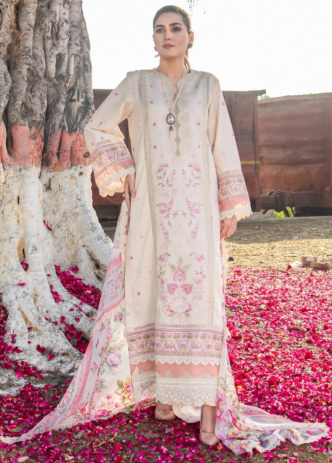 Chandan Nagri RTW Embroidered Lawn 3 Piece Suit Maral - Casual Collection
