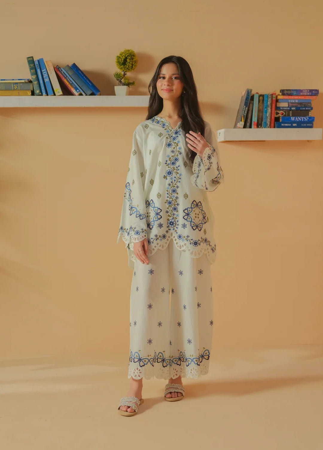 Dhaga Women RTW Embroidered Lawn 2 Piece Suit DHA-CLOCK - Casual Collection