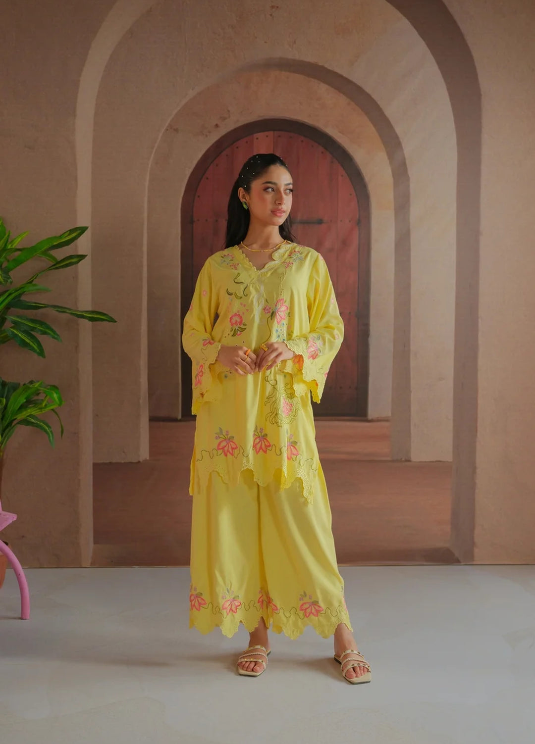 Dhaga Women RTW Embroidered Lawn 2 Piece Suit DHA-GLOWU - Casual Collection