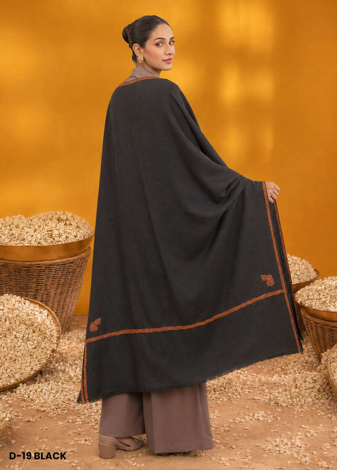 Sanaulla Exclusive Range RTW Solids Woven 1 Piece Shawl D-19 BLACK - Winter Collection