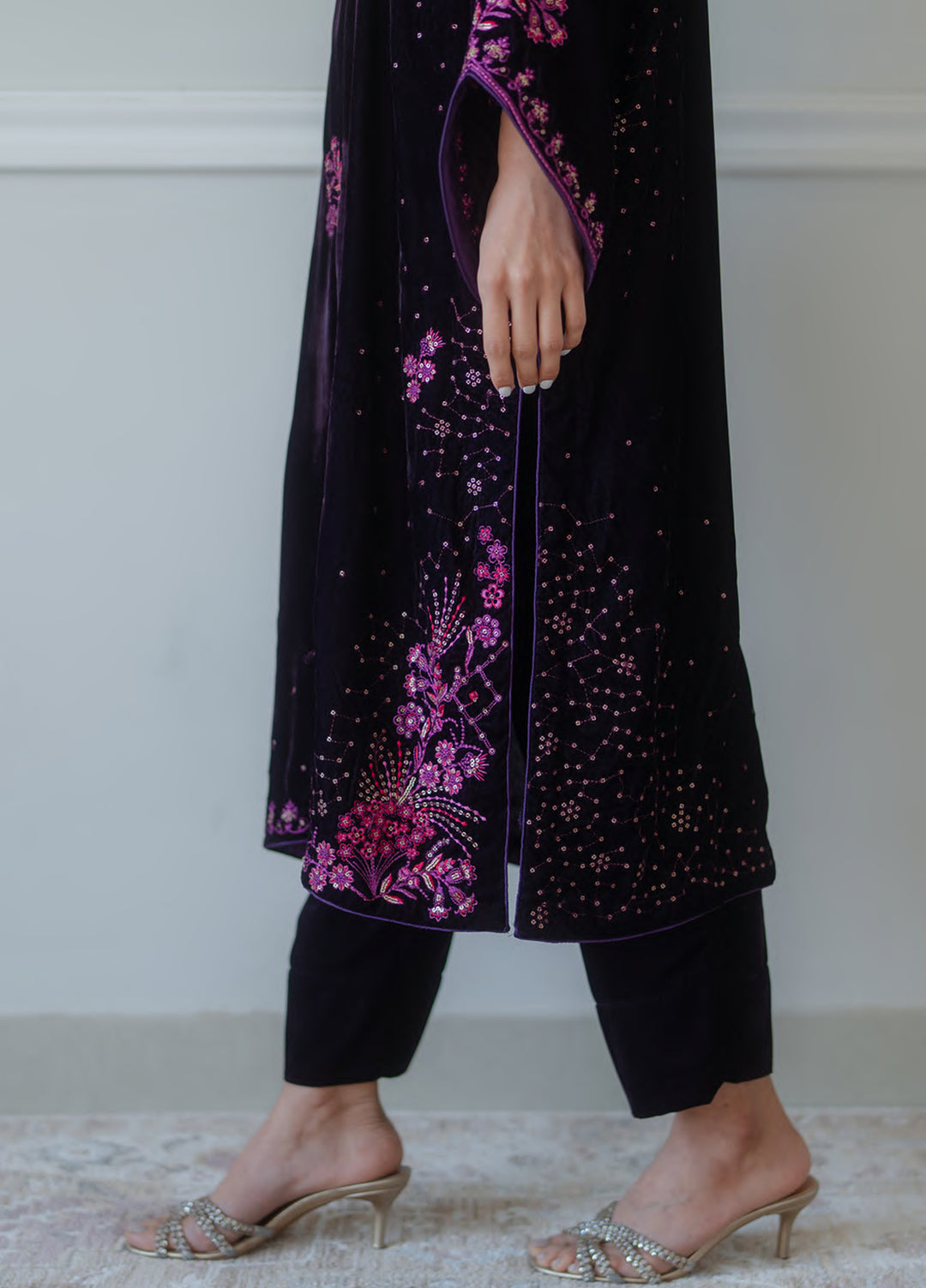 Atelier Velours by Rashid Textiles RTW Embroidered Velvet 3 Piece Suit RT26RAV Gulnaaz - Festive Collection
