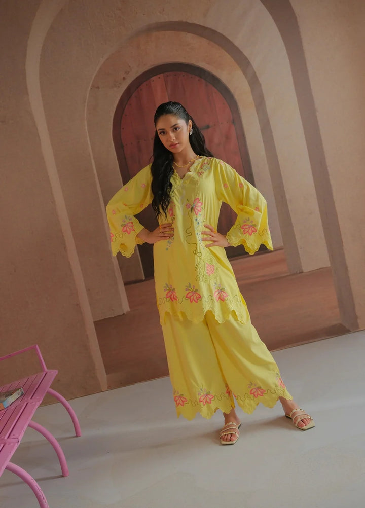 Dhaga Women RTW Embroidered Lawn 2 Piece Suit DHA-GLOWU - Casual Collection