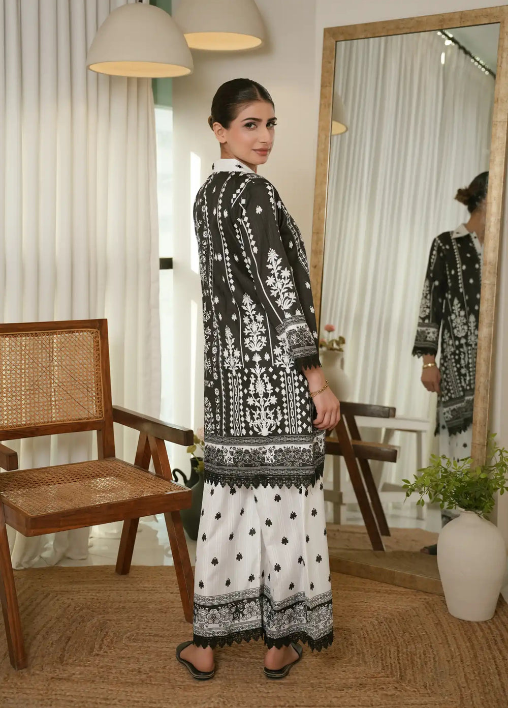 Karashe Women RTW Printed Blended Lawn 2 Piece Suit MONOCHROME MAJESTY - Festive Collection