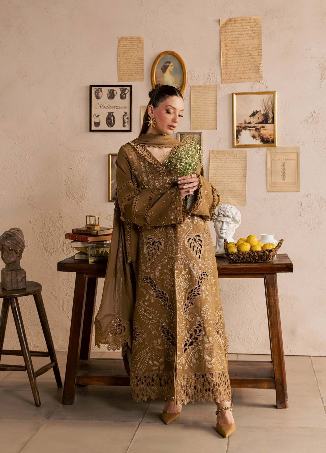 Nureh Unstitched Embroidered Karandi 3 Piece Suit NU26UKE NE-270 - Festive Collection
