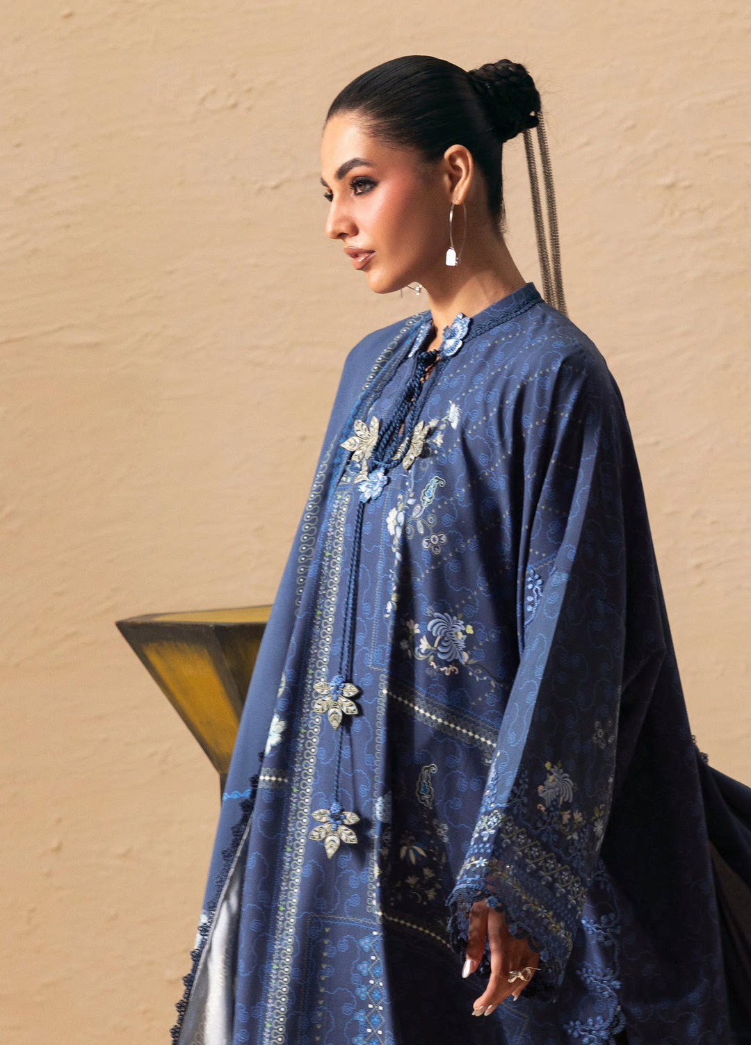 Q prints by Qalamkar Unstitched Embroidered Slub Linen 3 Piece Suit QLK26ULQ Calina QPW-05B - Winter Collection