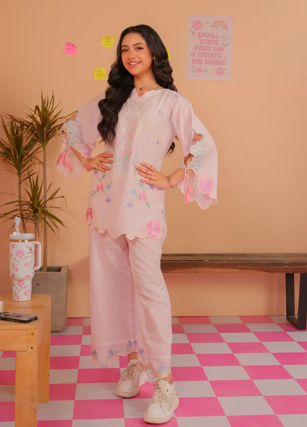Dhaga Women RTW Embroidered Lawn 2 Piece Suit DHA-ATE - Casual Collection
