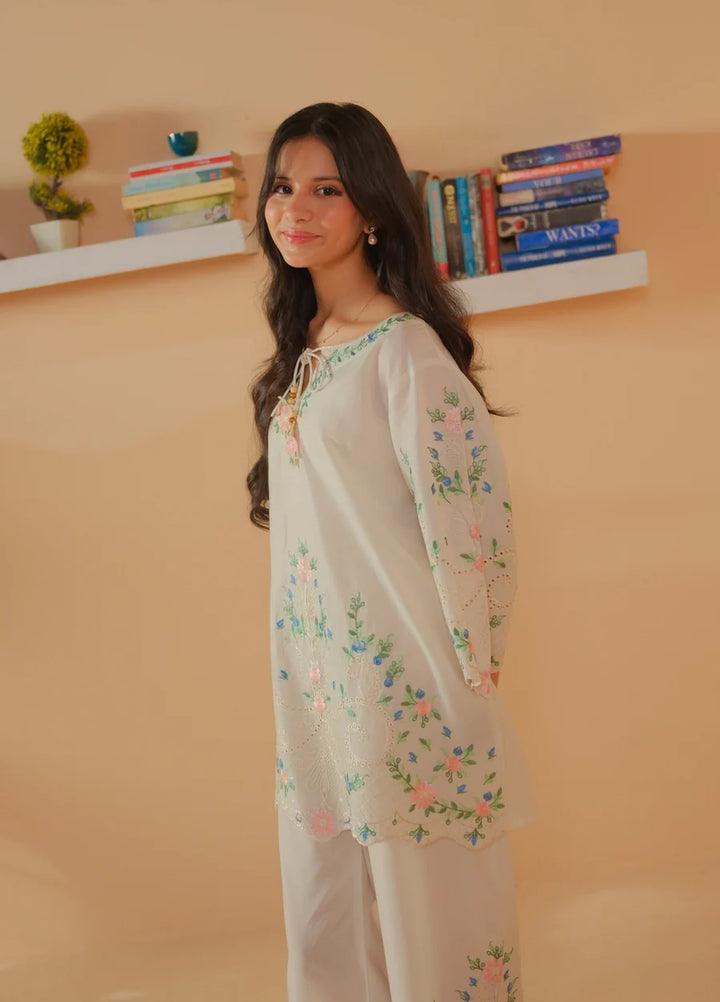 Dhaga Women RTW Embroidered Lawn 2 Piece Suit DHA-AURA - Casual Collection