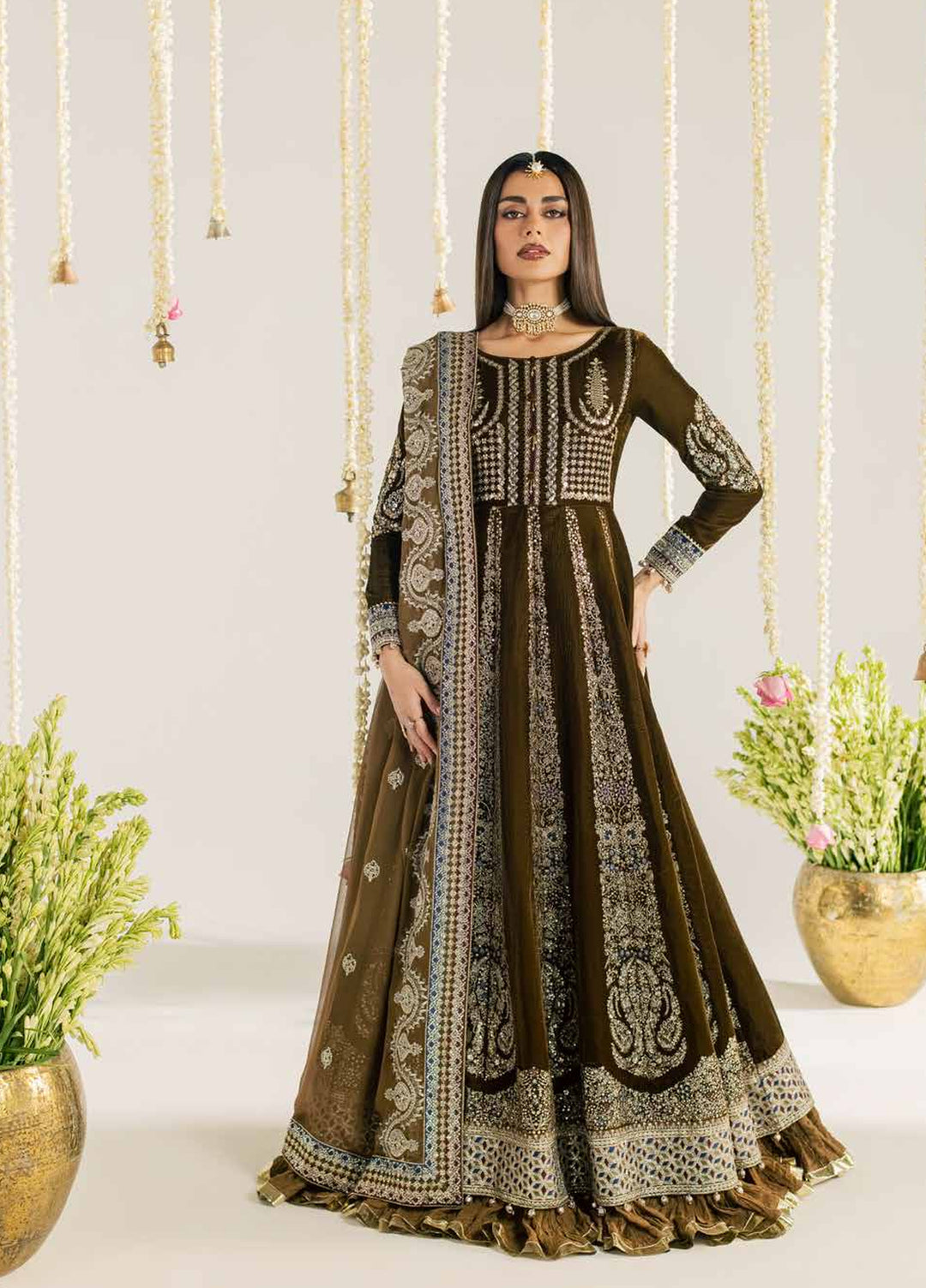 Maya by Nureh Unstitched Embroidered Velvet 3 Piece Suit NU26UMV NW-133 - Wedding Collection