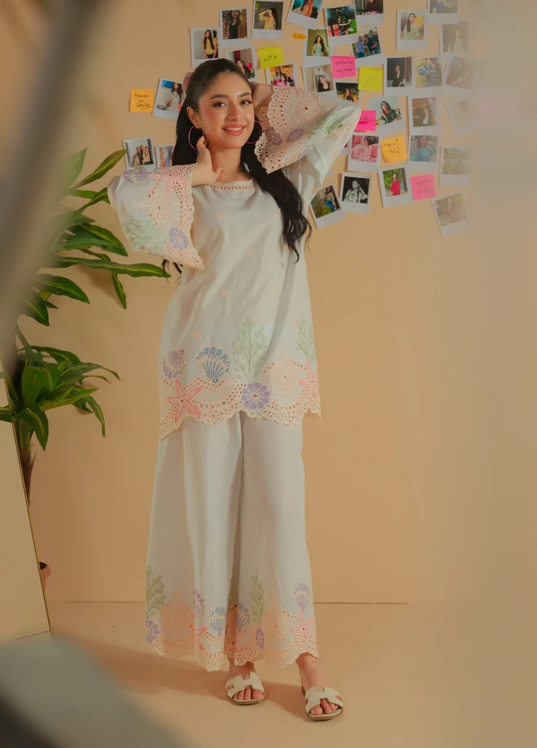 Dhaga Women RTW Embroidered Lawn 2 Piece Suit DHA-1010 - Casual Collection