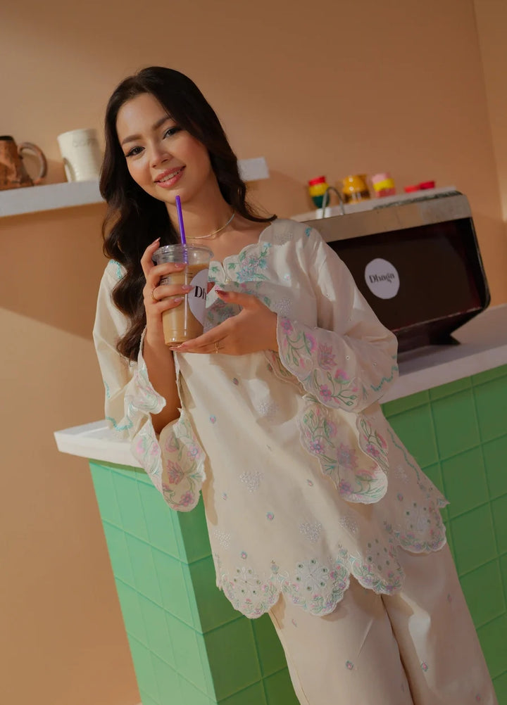 Dhaga Women RTW Embroidered Lawn 2 Piece Suit DHA-HK - Casual Collection
