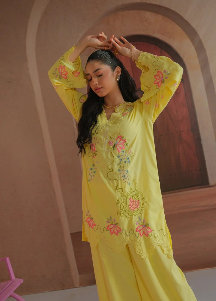 Dhaga Women RTW Embroidered Lawn 2 Piece Suit DHA-GLOWU - Casual Collection