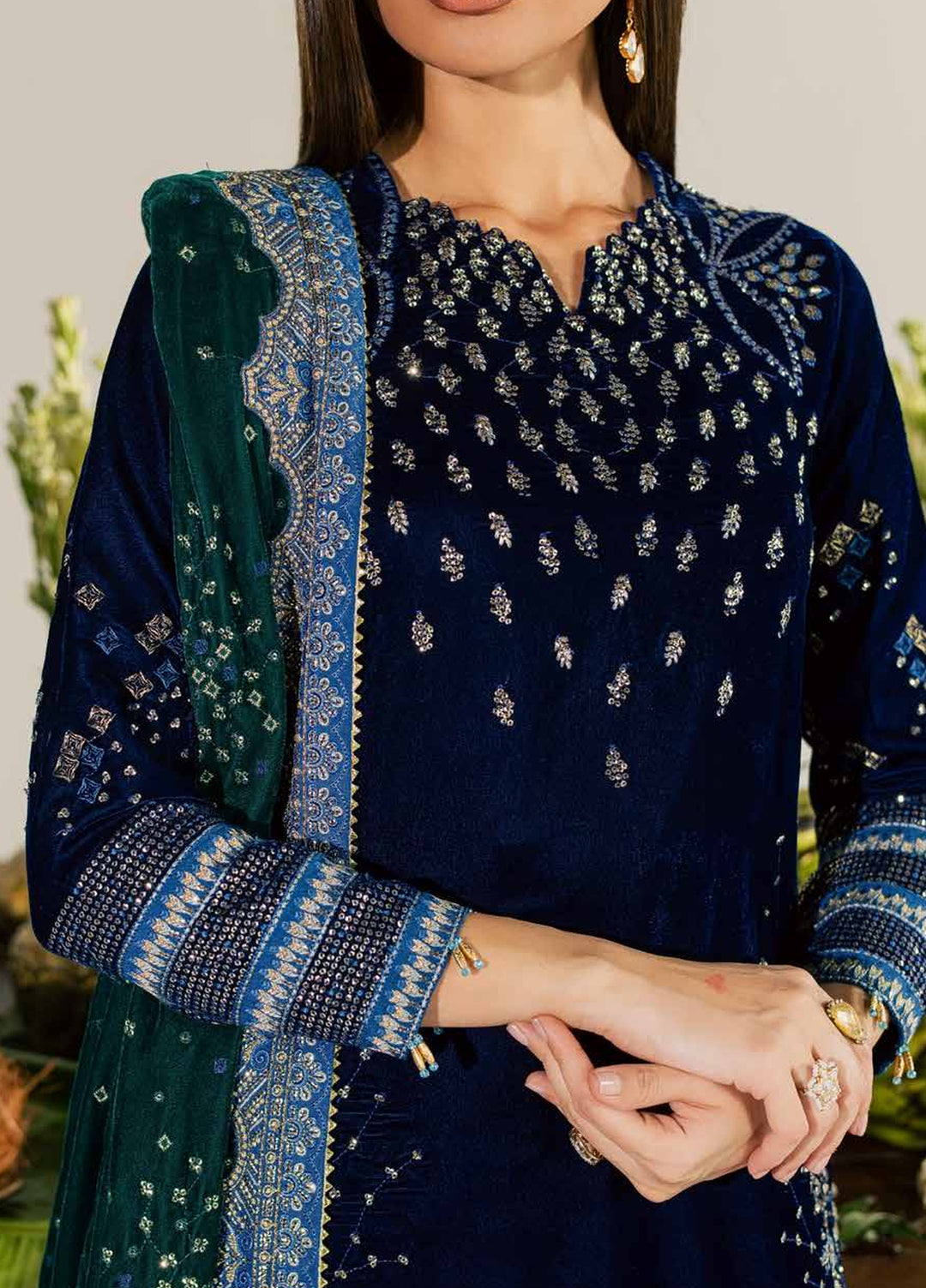 Maya by Nureh Unstitched Embroidered Velvet 3 Piece Suit NU26UMV NW-137 - Wedding Collection