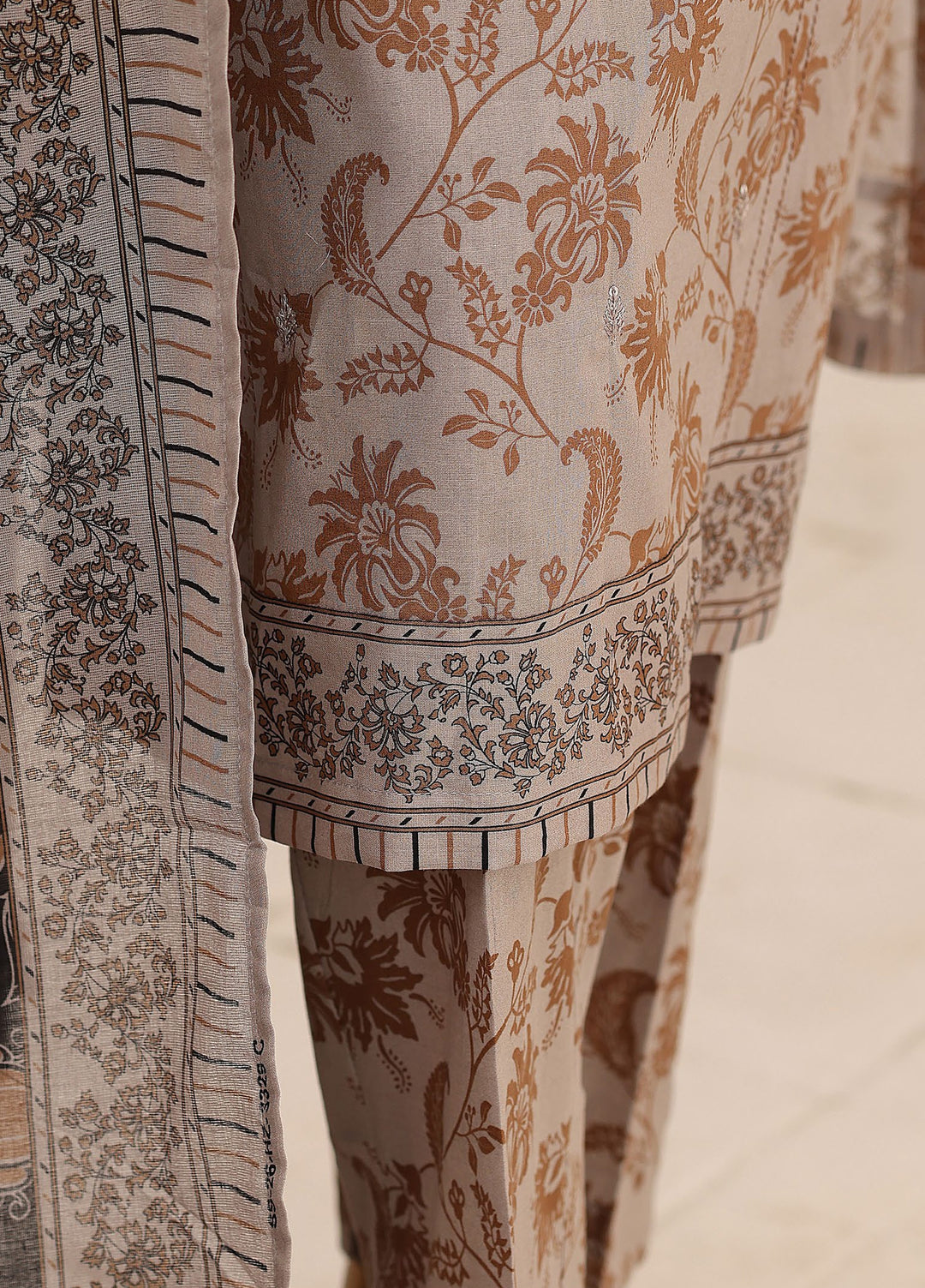 Identic by HZ Textiles Unstitched Embroidered Cotton 3 Piece Suit HZ26UCI PDW-3329-C - Casual Collection