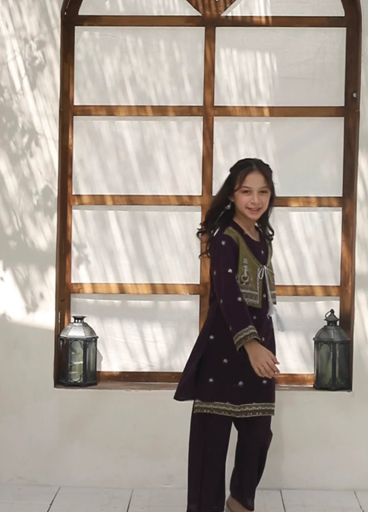 Khanak Girls RTW Embroidered Cotton 2 Piece Suit KST-136 - Casual Collection