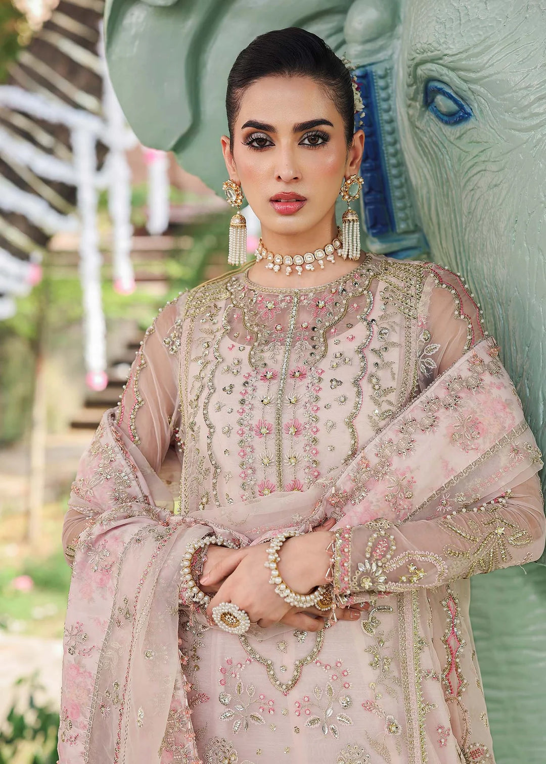 Veere di Wedding by Sardinia Unstitched Brides Embroidered Handwork Organza Suits 3 Piece SRD25VW D-1306 Maahi - Formals Collection