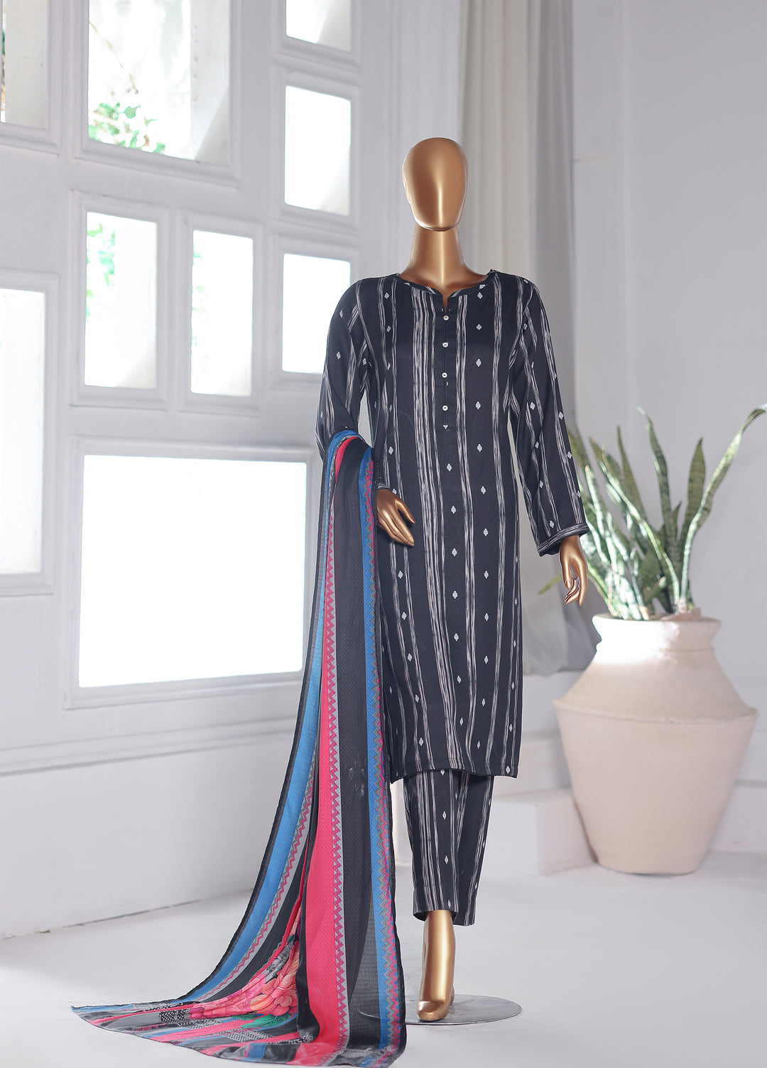 Hz Textiles Unstitched Printed Viscose Twill 3 Piece Suit HZ26UVT VT-5045 - Winter Collection