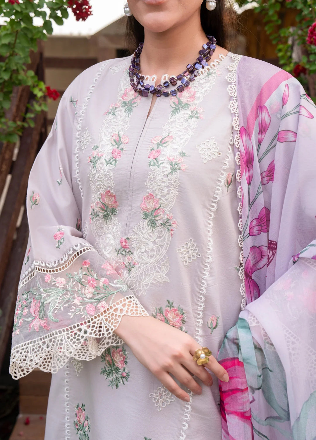 Chandan Nagri RTW Embroidered Lawn 3 Piece Suit Verdant Glow - Casual Collection