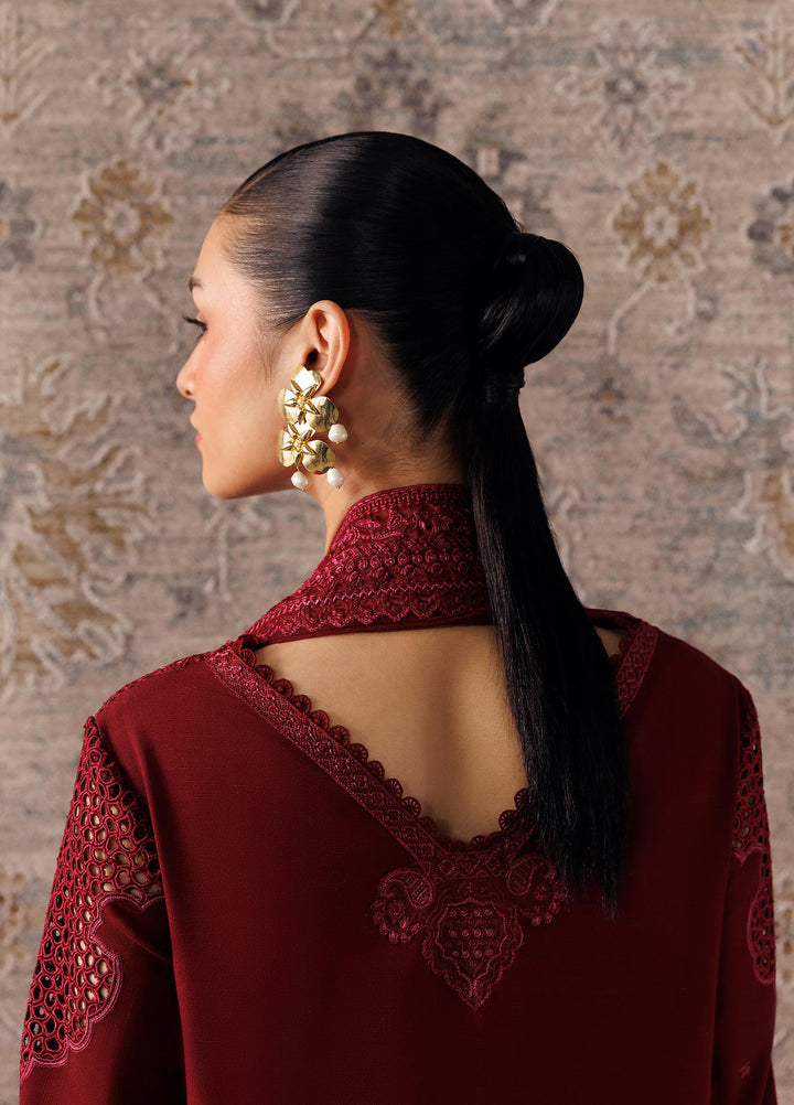 Q line by Qalamkar Unstitched Embroidered Slub Linen 3 Piece Suit QLK26UQL Neirah QLW-08 - Winter Collection