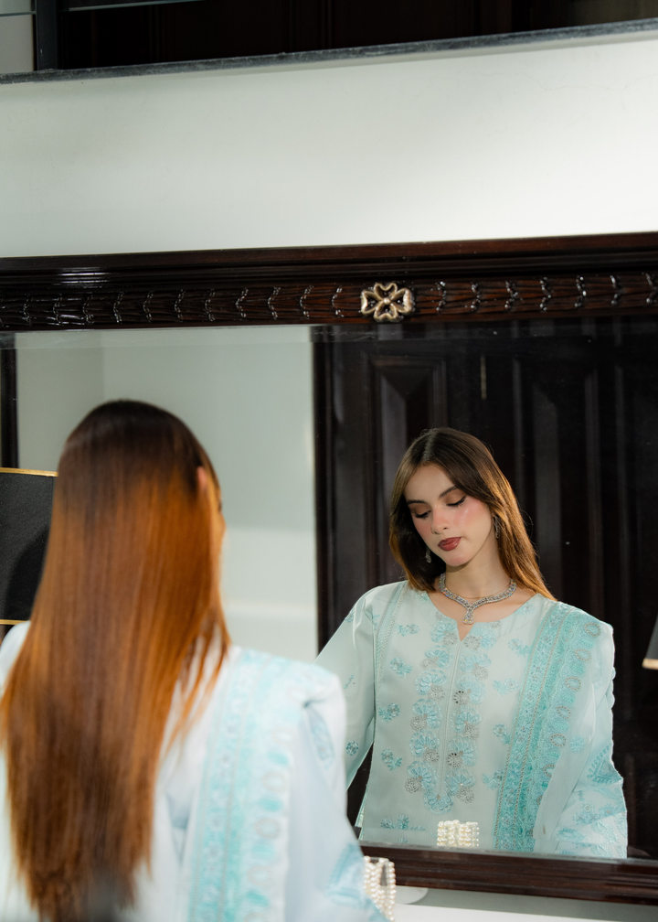 Aria By Meerak RTW Embroidered Lawn 3 Piece Suit Evren Festive Collection