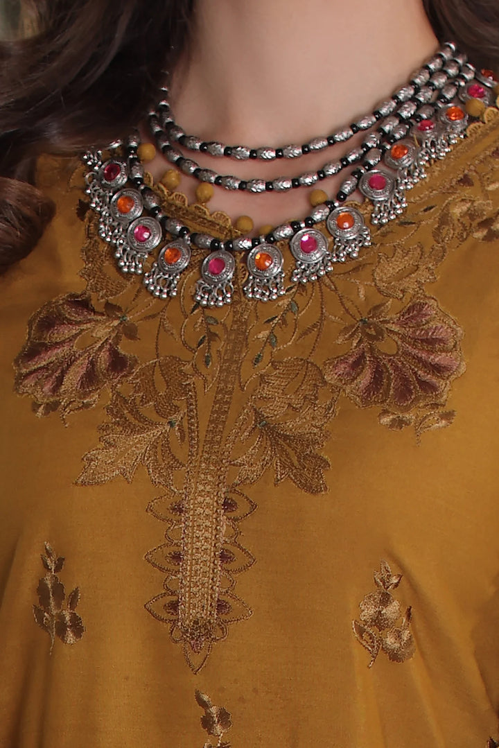 Noor by Saadia Asad Unstitched Embroidered Linen 3 Piece Suit SA26UNL D4 B - Winter Collection