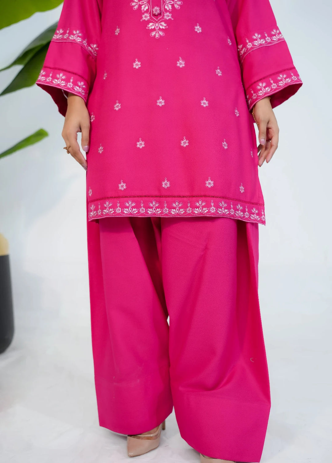 Pret Bee Women Dhanak Embroidered Suits 3 Piece Pink Dhanak - Winter Collection