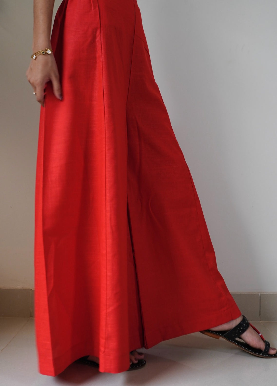 Classic Khaddar Ijaar - Red