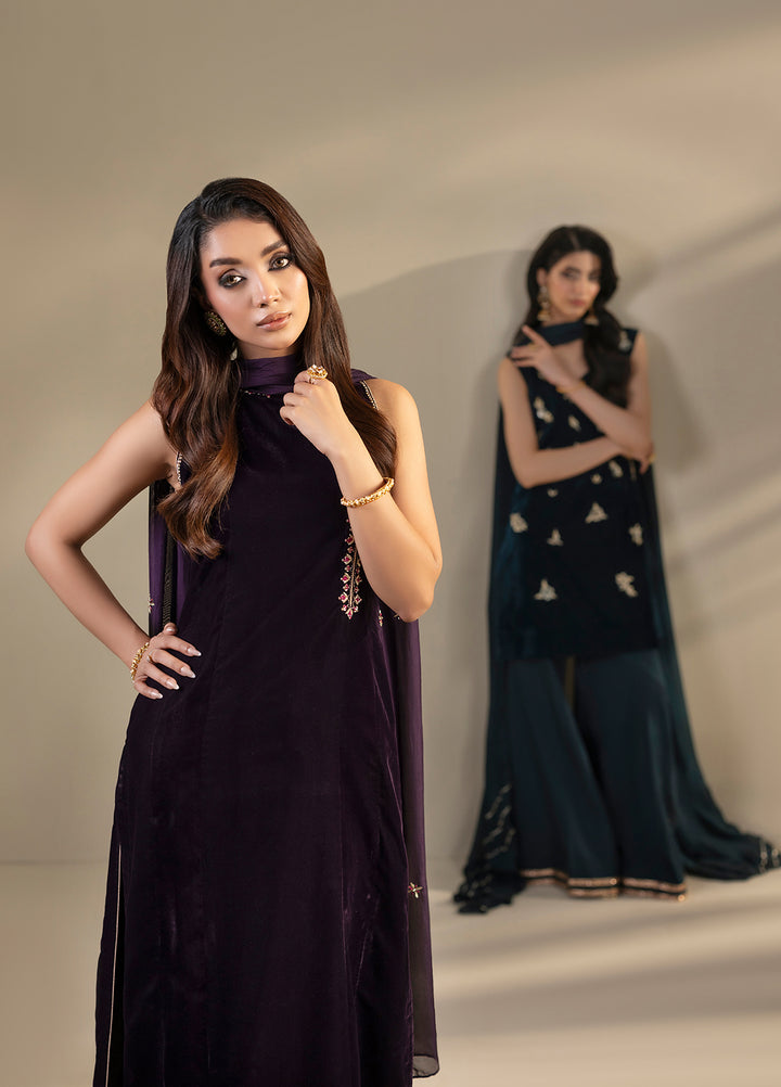 Noir by Mavie Pret Luxury Velvet Astra - Festive Collection