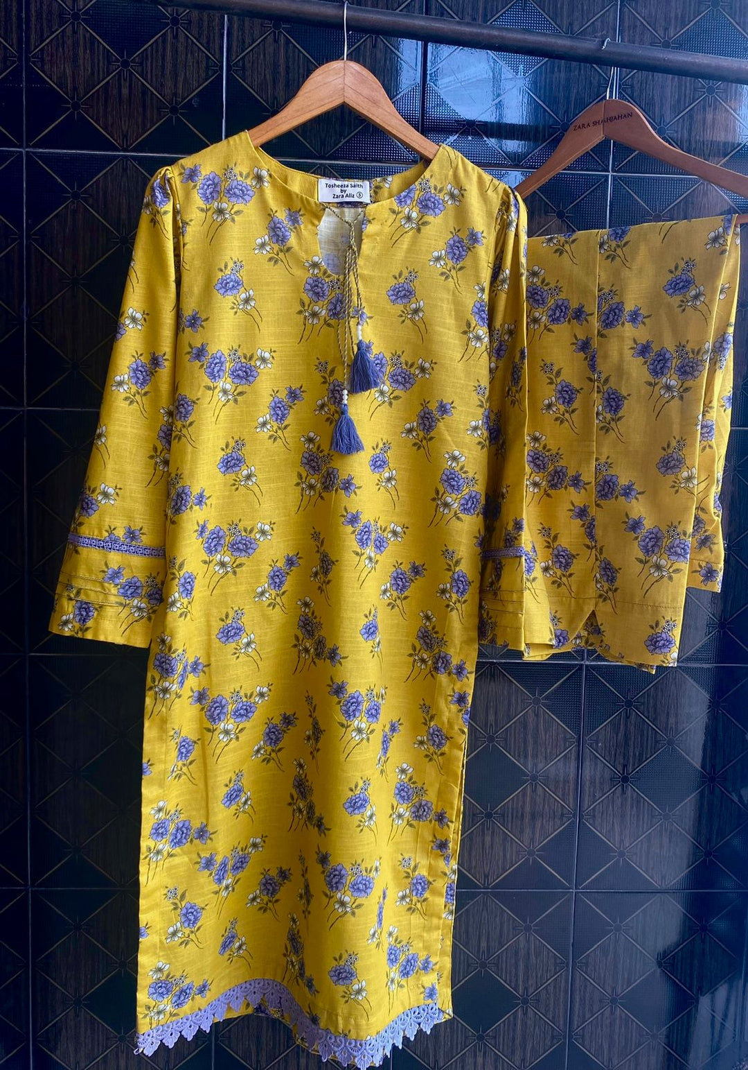 Tosheeza Saith Women Pret 2 Piece stiched khhader two piece D-03 - Winter Collection