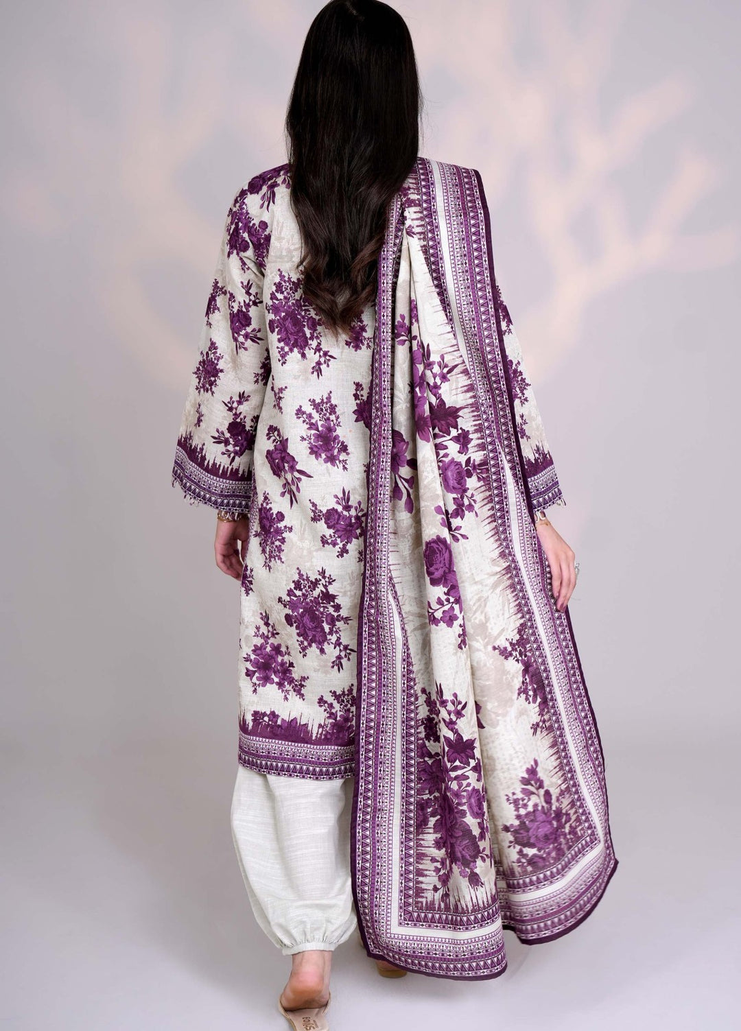 IRIS - Printed Unstitched Khaddar Suit (3 Piece) 3162
