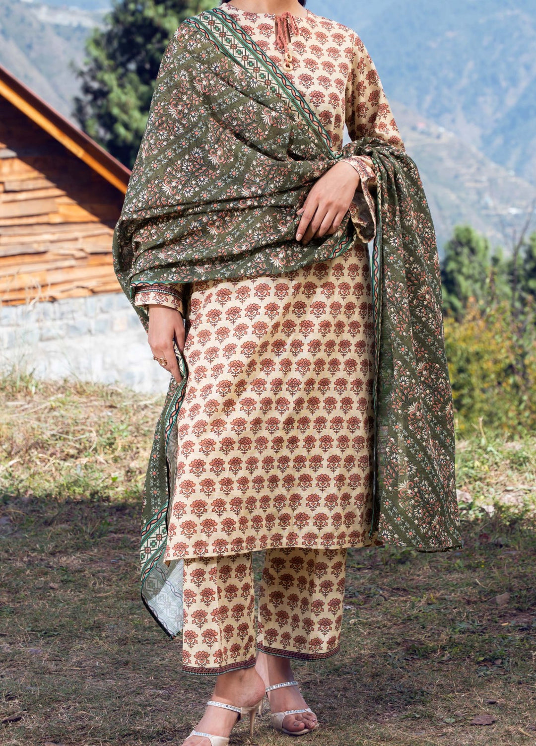 GINGER - Printed Unstitched Khaddar Suit (3 Piece) 3169