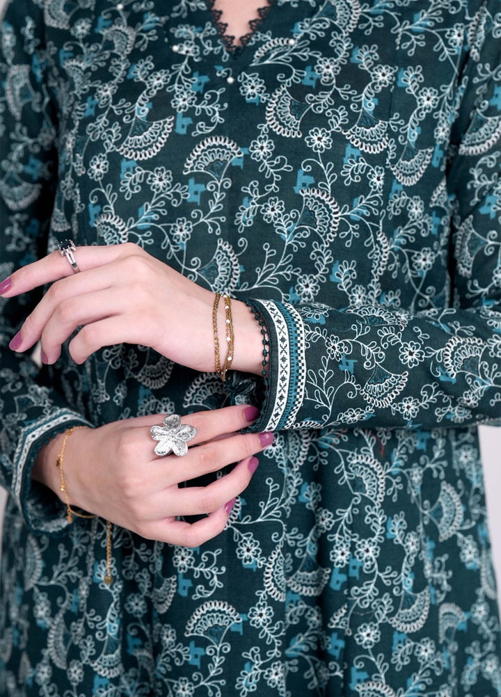 GLIMMER - Printed Unstitched Khaddar Suit (3 Piece) 3171