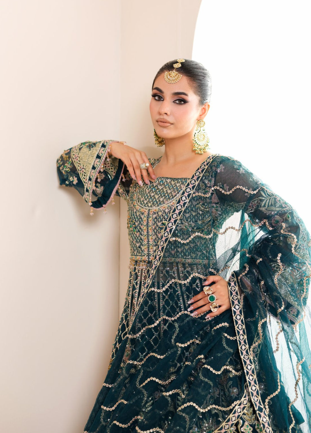 Naqash Rid Naqash e Naaz by Wareesha 3 Piece Hand work Net WB-02 NAQSH - Formals ...