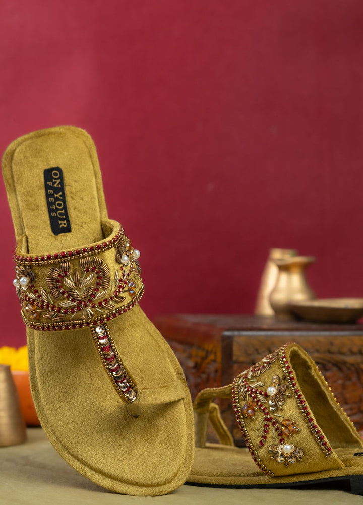 On Your Feets Women Hand work Footwear Golden Noor-e-Zar - Kolhapuri Collection