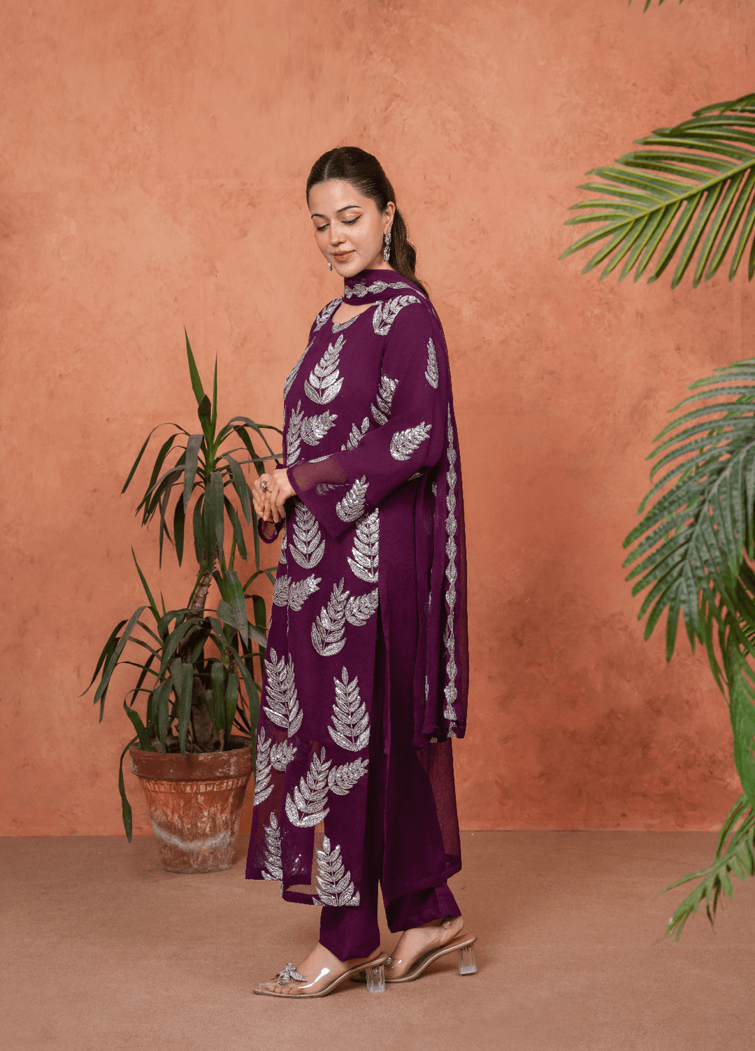 Zarqash by Haniya Mahnoor Women RTW Embroidered Crinkle Chiffon 3 Piece Suit Nayab - Festive Collection
