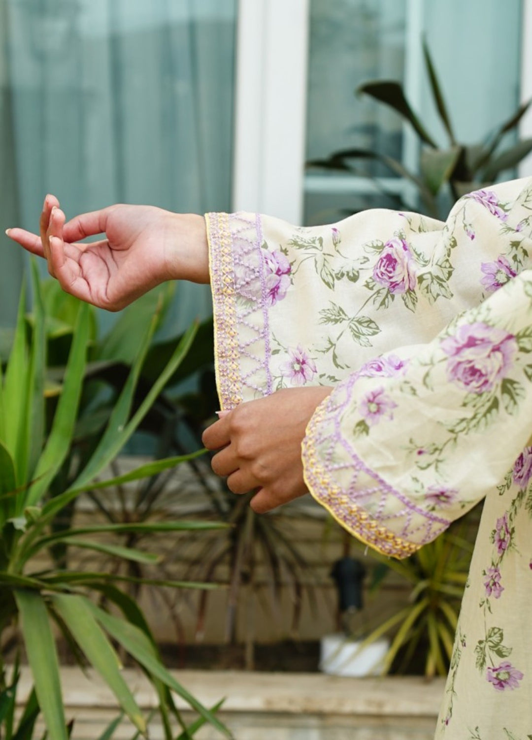 Zyna Unstitched Embroidered Lawn 3 Piece SELIN - Summer Collection