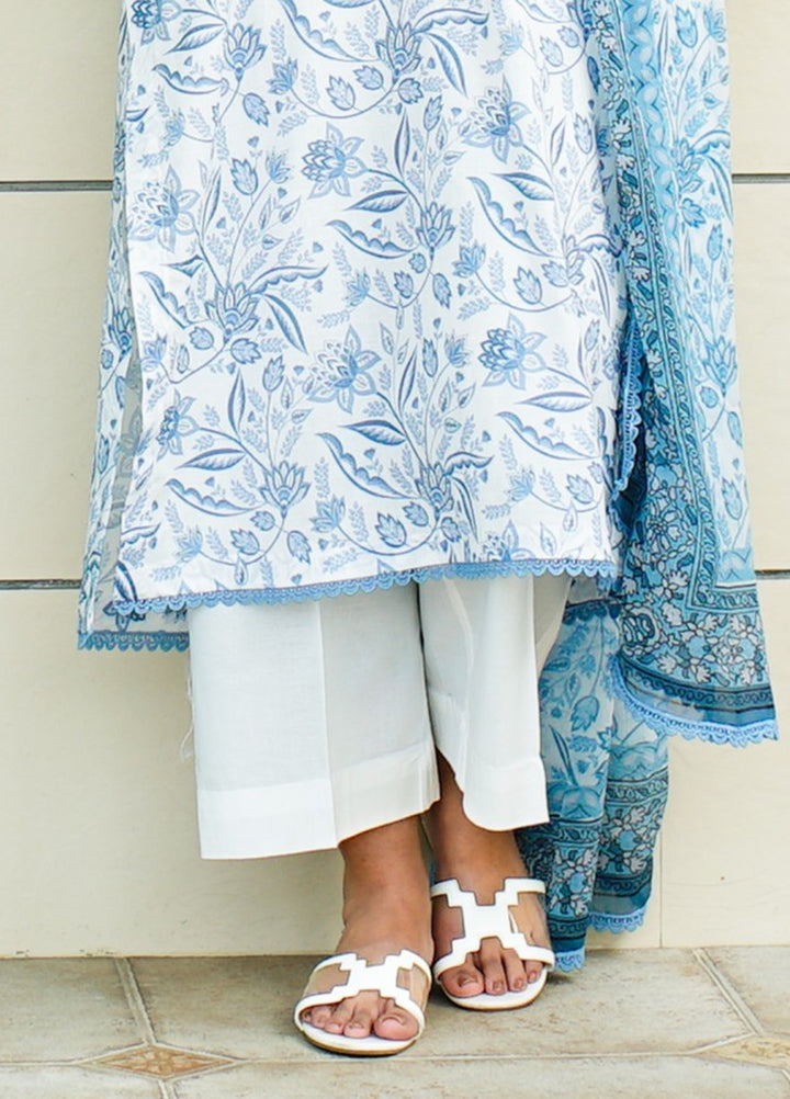 Zyna Unstitched Embroidered Lawn 3 Piece ARIYA - Summer Collection