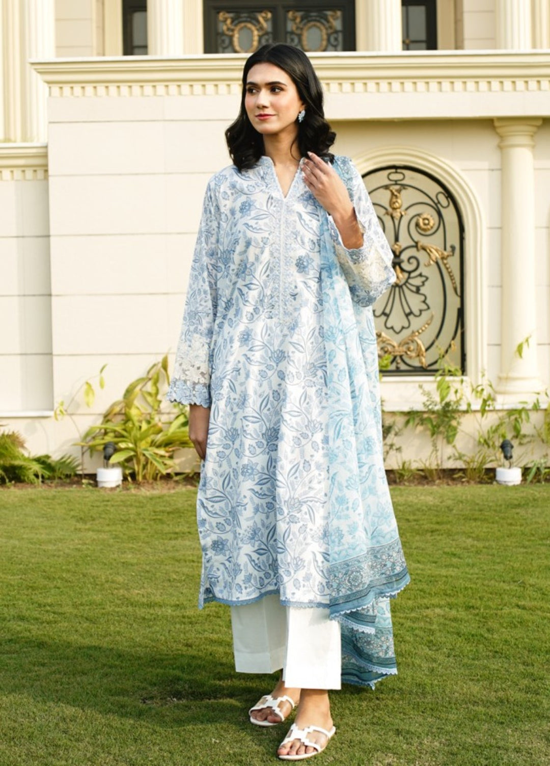 Zyna Unstitched Embroidered Lawn 3 Piece ARIYA - Summer Collection