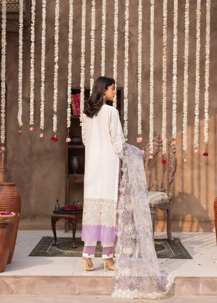 Mah e Noor by Tessa Women Embroidered Lawn 3 Piece Suit Lilac Dream - Festive Collection