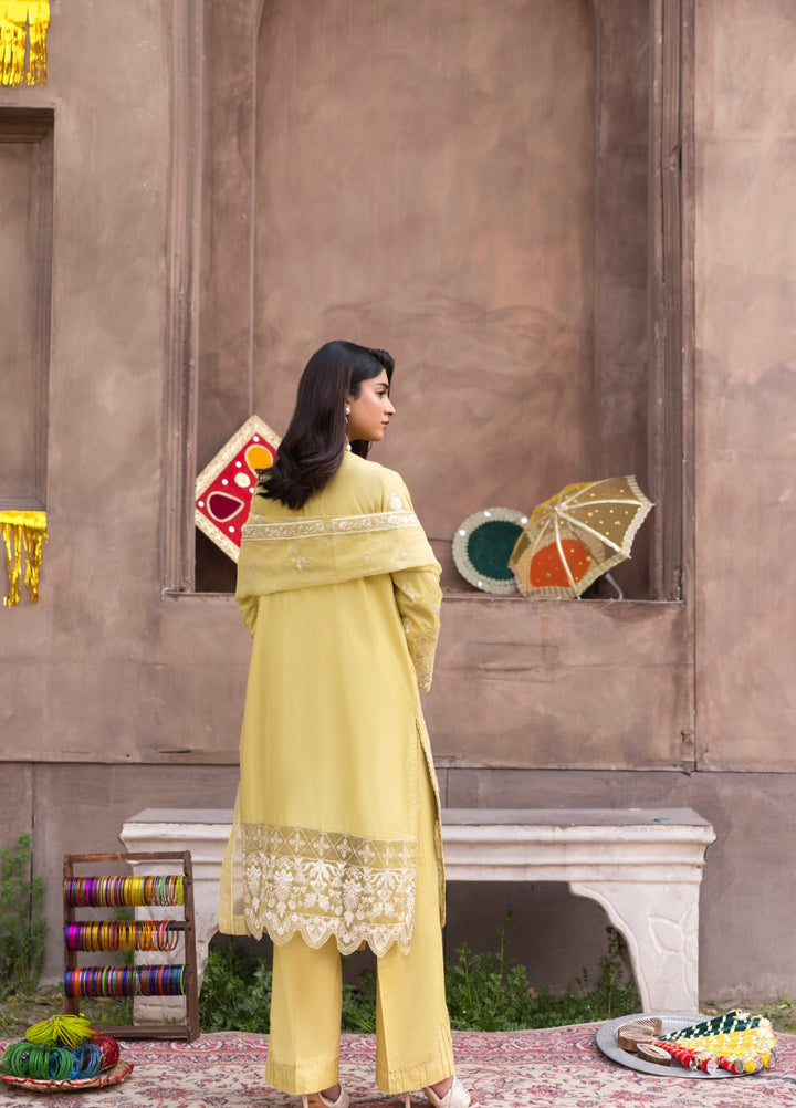 Mah e Noor by Tessa Women Embroidered Lawn 3 Piece Suit Lemon Luxe - Festive Collection