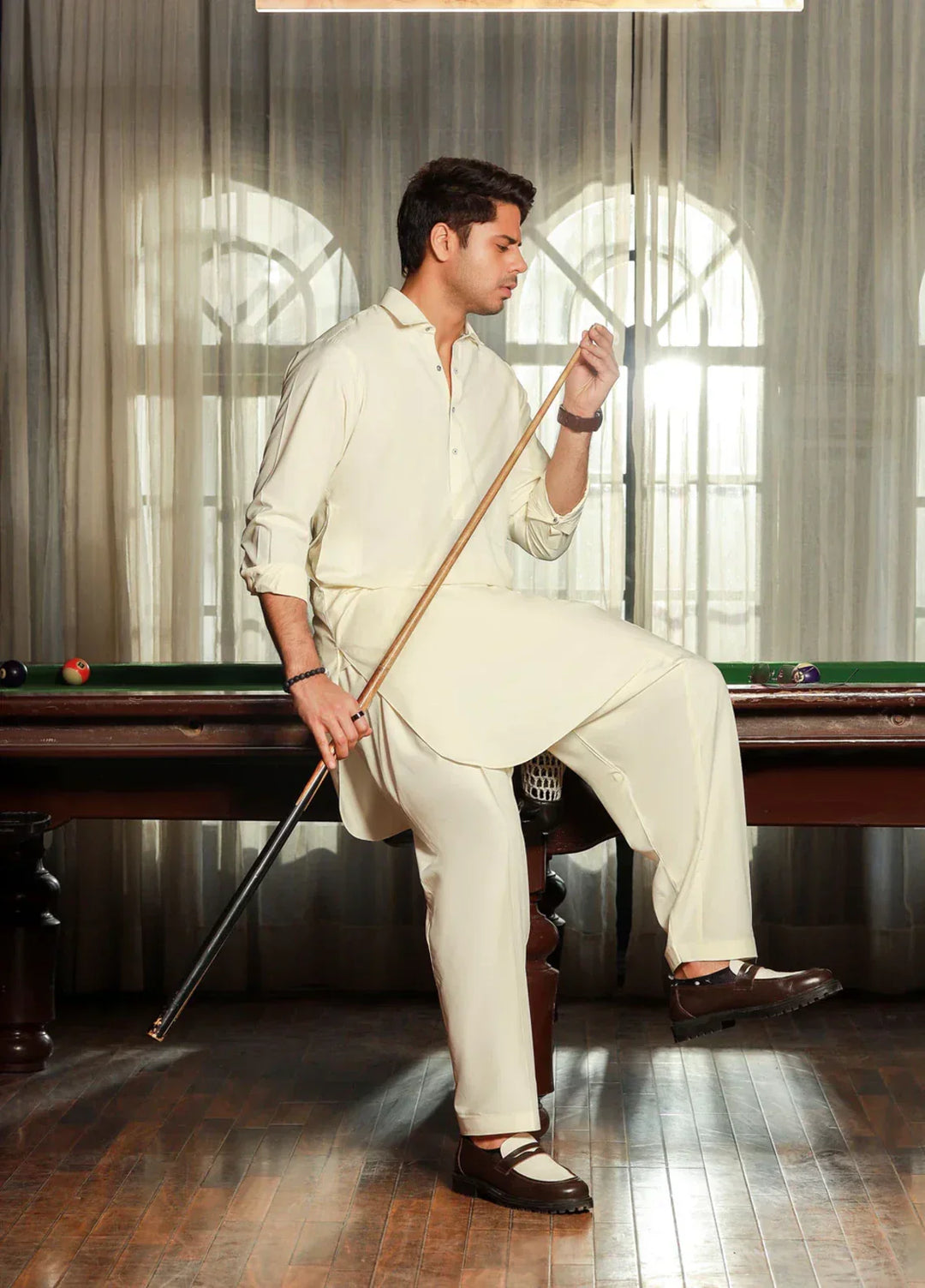 China Boski- Cream Kameez Shalwar