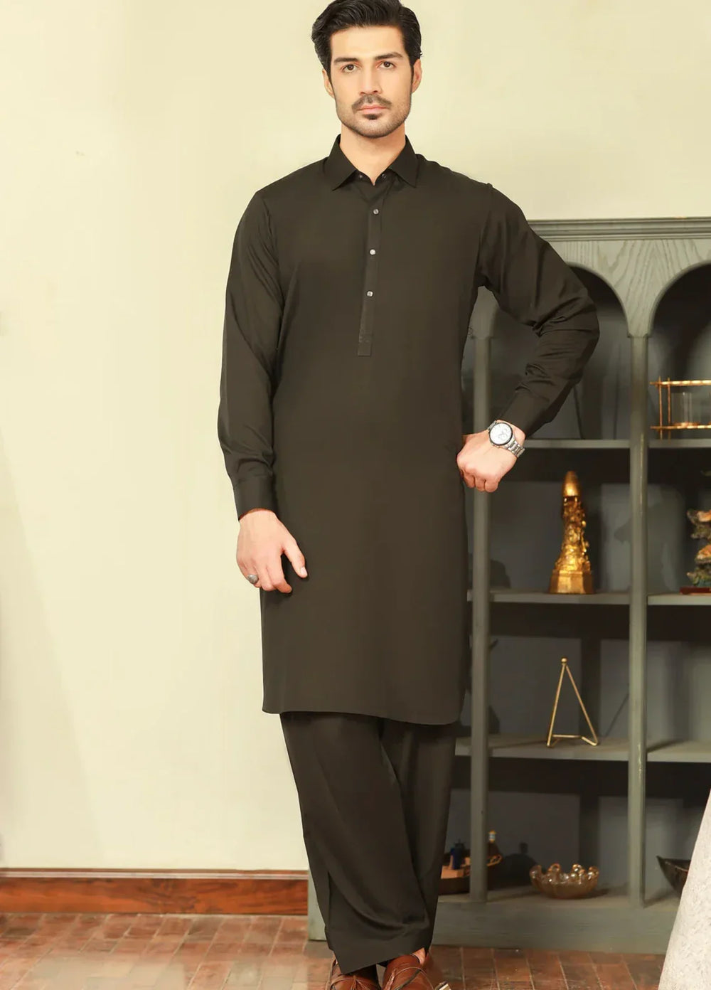 China Boski- Black Kameez Shalwar