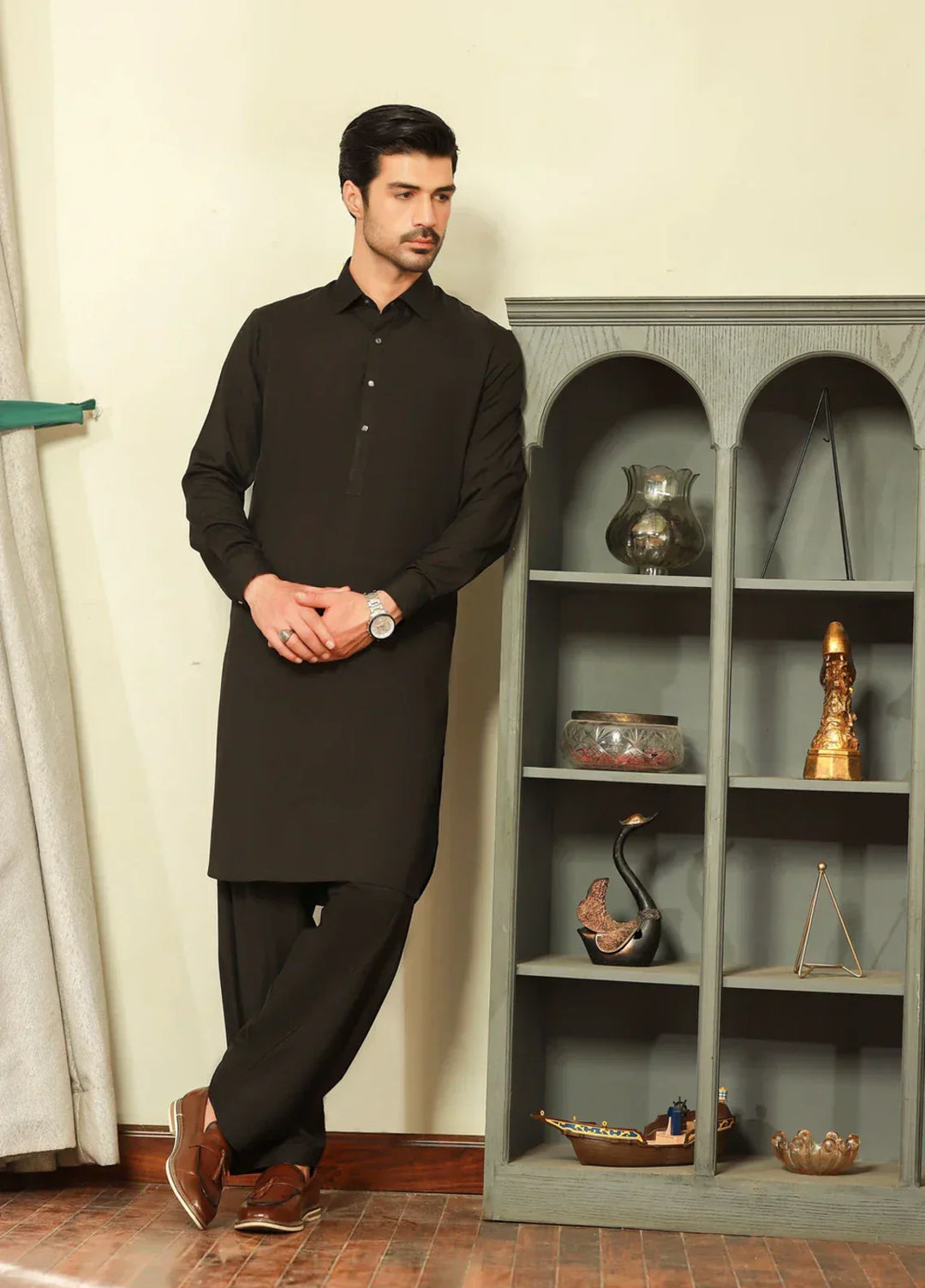 China Boski- Black Kameez Shalwar