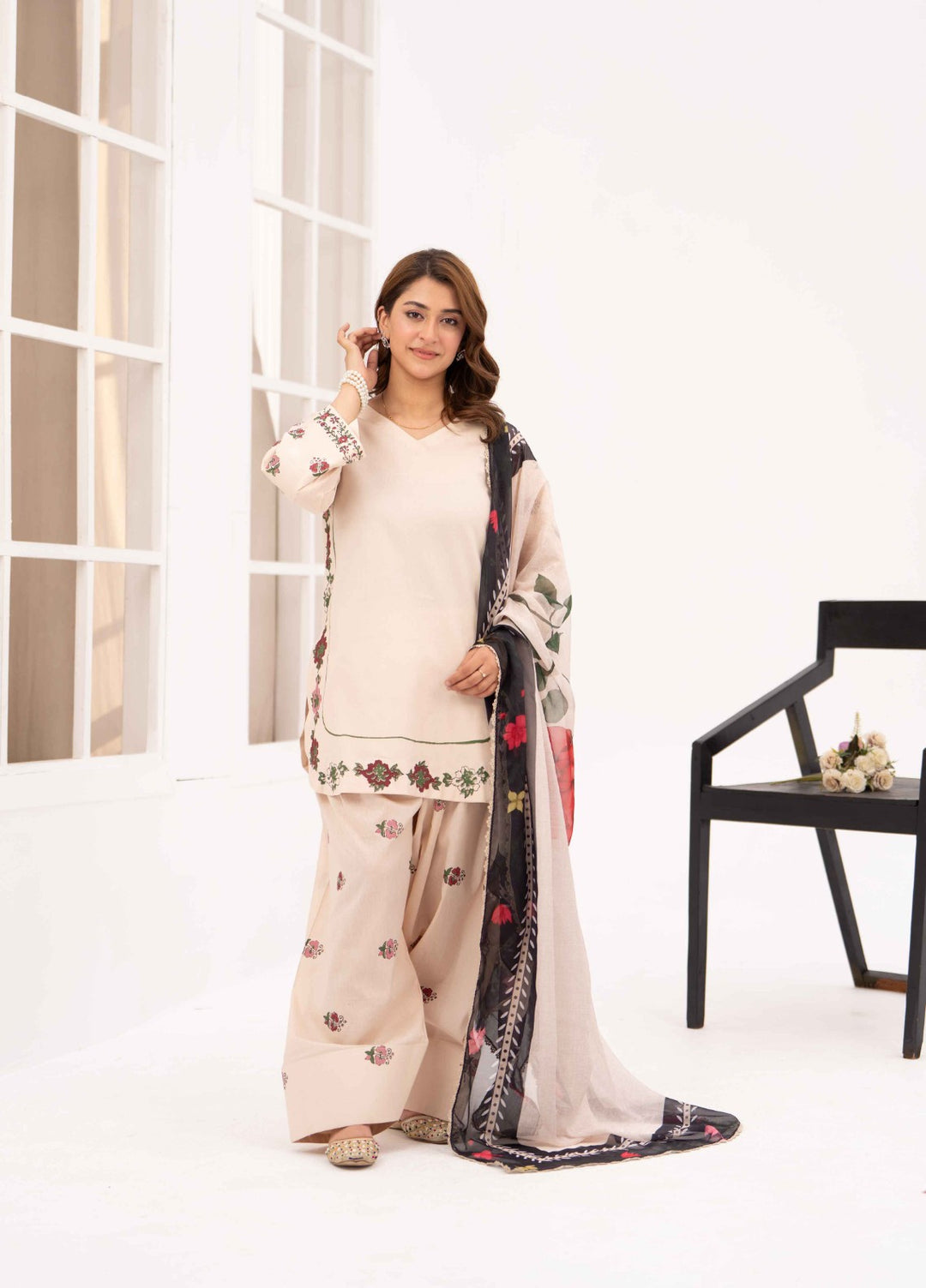 Ethnic Edition by Fajr Khan RTW Printed Lawn 3 Piece Suit Aks Casual Collection