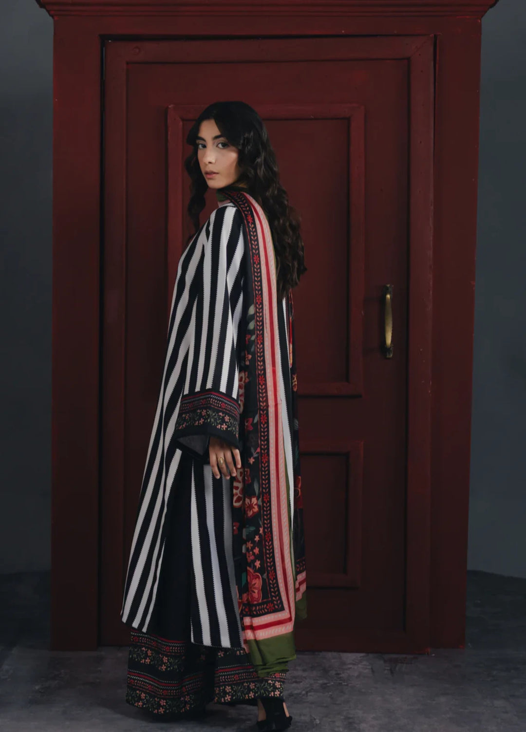 Hiddden Garden by Jahaan RTW Printed Crepe 3 Piece Suit Harmony Casual Collection