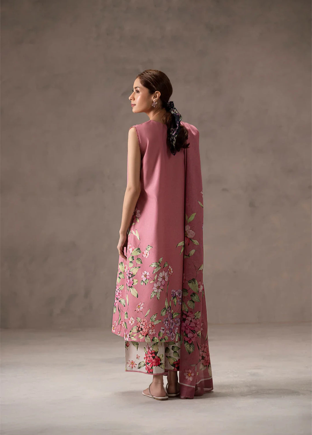 Ember Rose by Jahaan RTW Printed Lawn Silk 3 Piece Suit Flissia Sleeveless Casual Collection