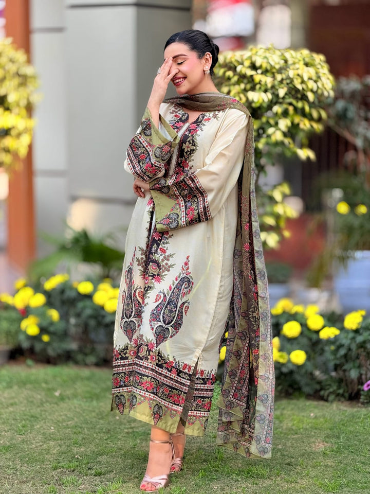 Syra's Atelier Women RTW Printed Grip 1 Piece Suit Vera Kaftan Summer Collection