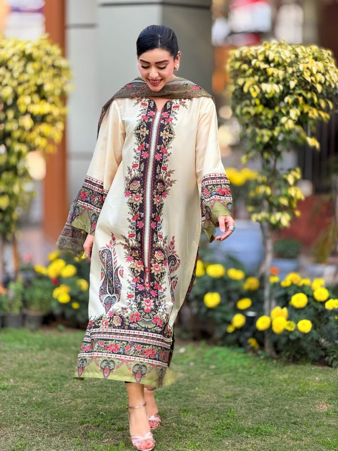 Syra's Atelier Women RTW Printed Grip 1 Piece Suit Vera Kaftan Summer Collection