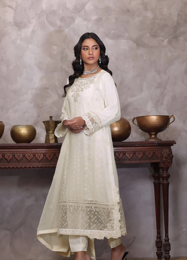 Gul Bano by Shamooz RTW Embroidered Crinkle Chiffon 3 Piece Suit SHM26RG Ivory I-CH-0020 - Festive Collection