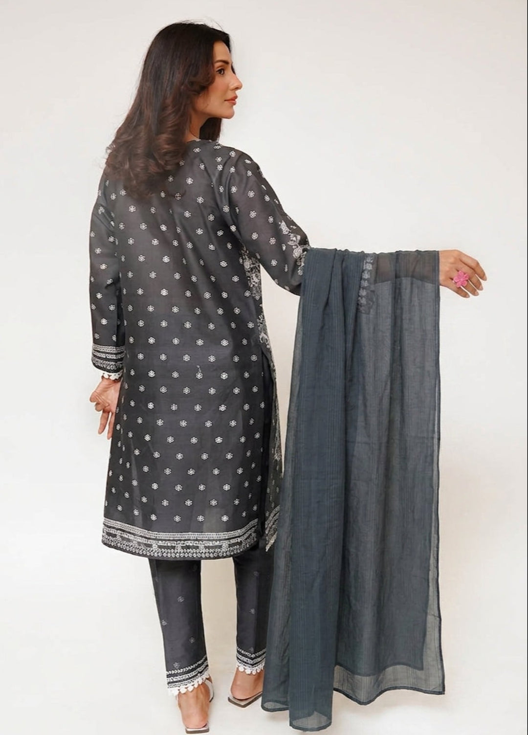 Mid Summer by Senorita Women RTW Printed Lawn Cotton 3 Piece Suit LAD-03489 Casual Collection