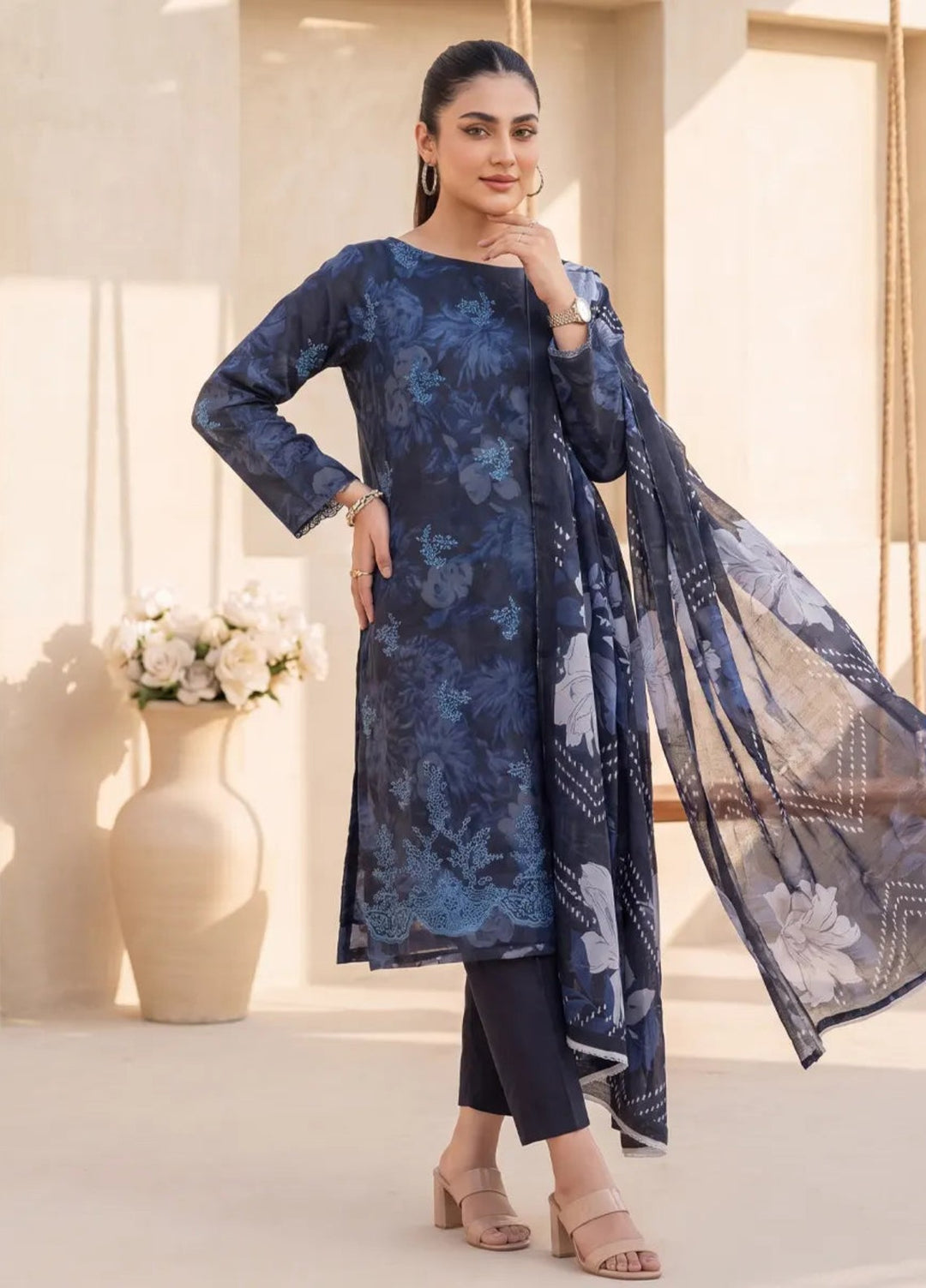 Salitex Women Unstitched Printed Lawn 3 Piece Suit SUNS8IZ217 Casual Collection